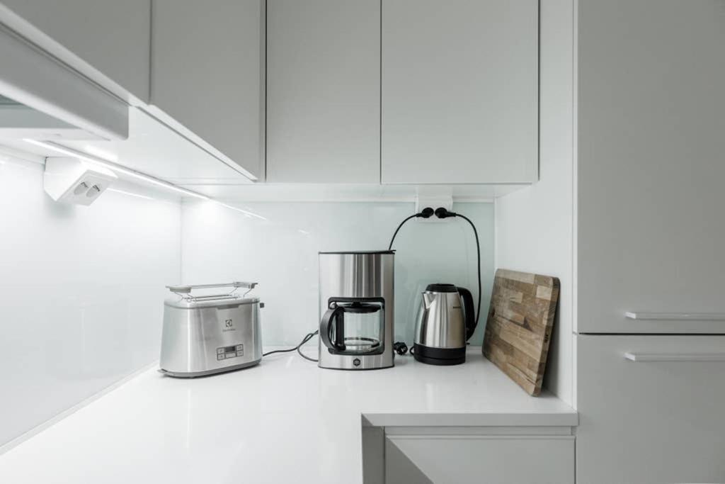 Sleek And Spacious 3 Bedroom Apartment In City Centre 赫尔辛基 外观 照片
